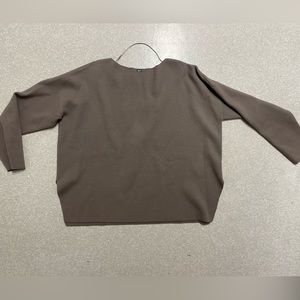 UNIQLO PULLOVER